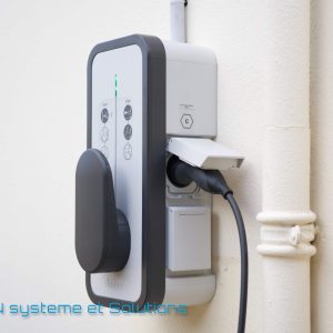 HAGER Borne de recharge Witty 22kW - Triphasé