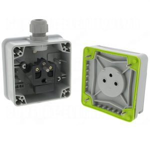 Pack LEGRAND Prise Green up + Disjoncteur différentiel